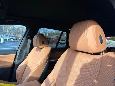 Certified 2025 BMW X5 xDrive40i w/ M Sport Package image 15