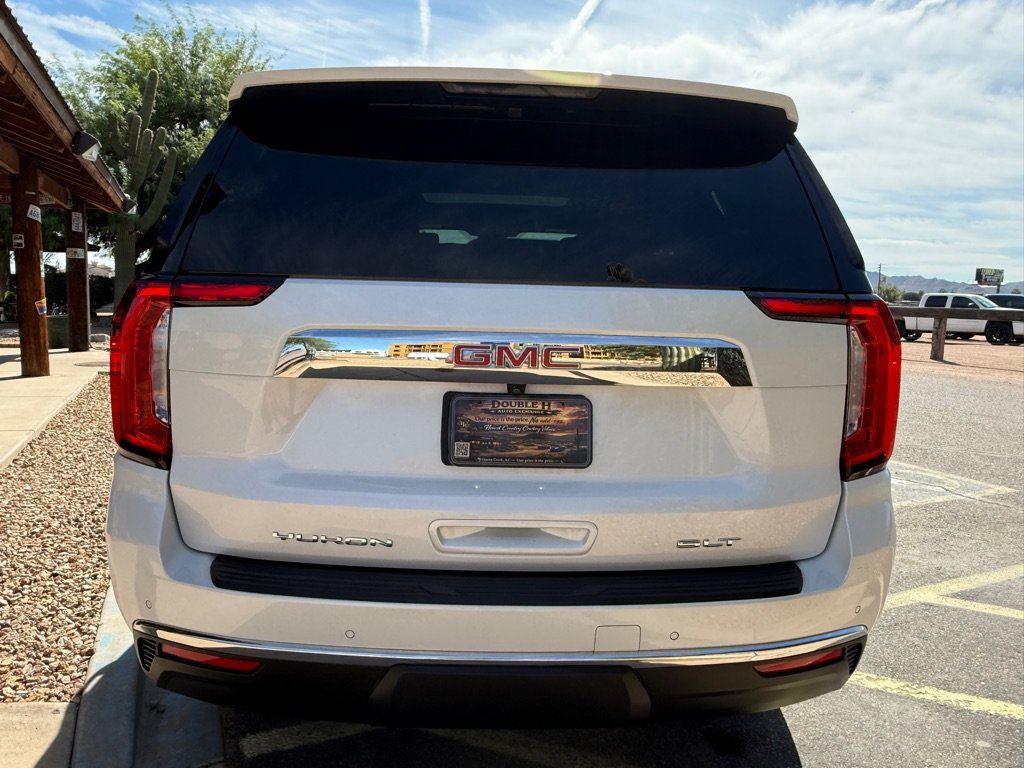 Used 2023 GMC Yukon SLT w/ SLT Premium Package AWD/4WD image 8
