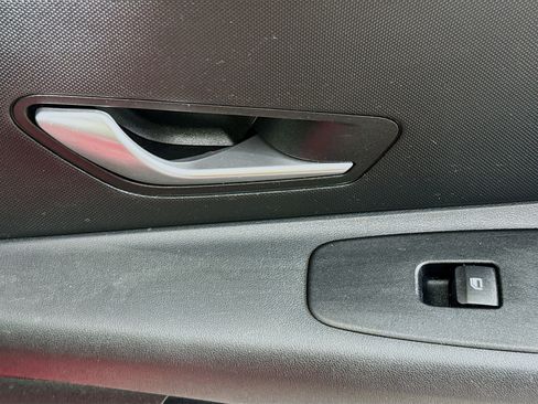 Used 2021 Hyundai Elantra SEL FWD image 30
