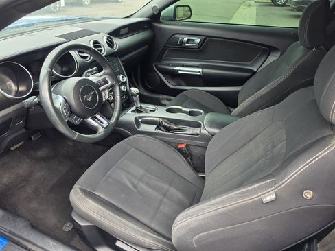 Used 2019 Ford Mustang Coupe w/ Black Accent Package RWD image 11