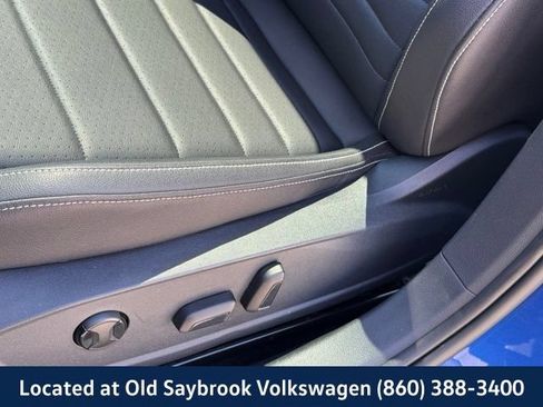 Certified 2024 Volkswagen Jetta SE FWD image 31