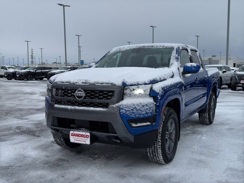 New 2026 Nissan Frontier SV image 2