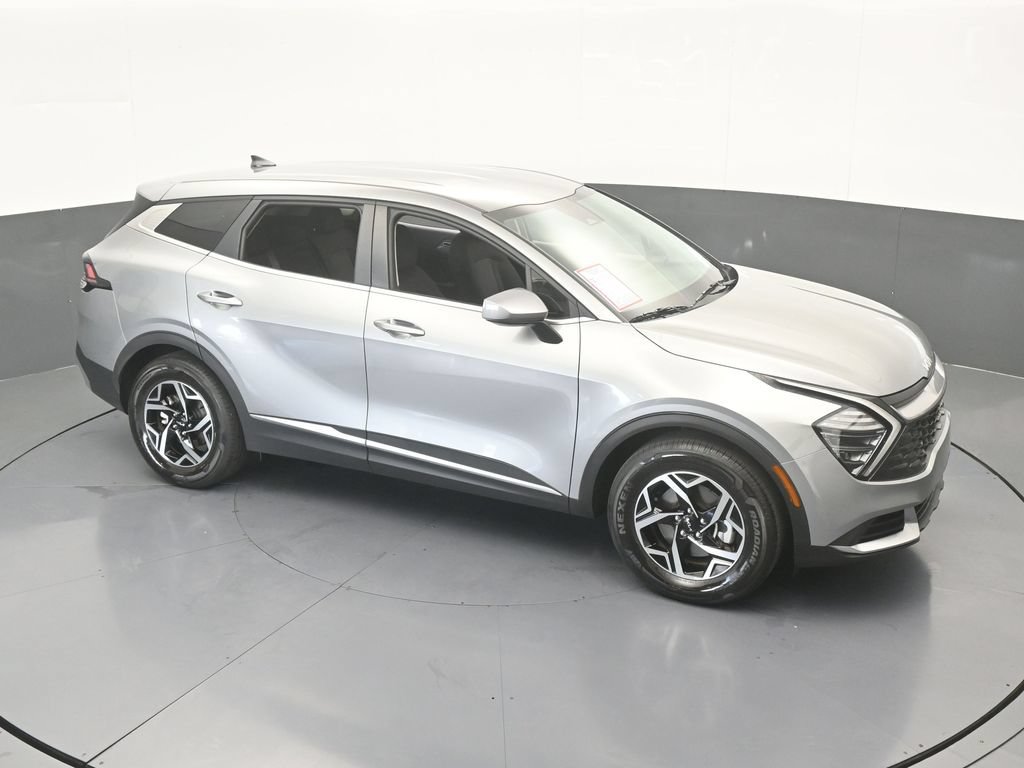 Used 2025 Kia Sportage LX FWD image 50