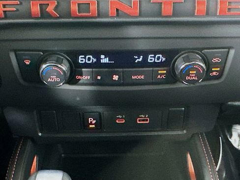 Certified 2025 Nissan Frontier Pro-X w/ Tow Package image 16