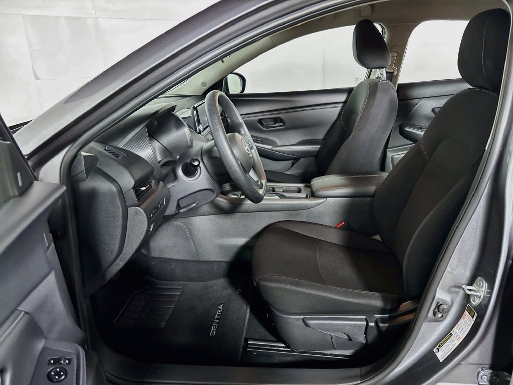 Used 2024 Nissan Sentra S FWD image 11