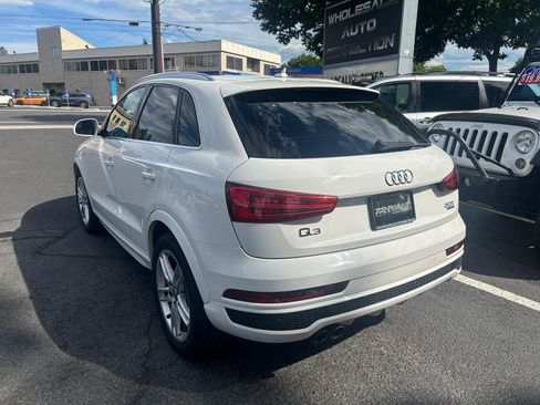 Used 2016 Audi Q3 2.0T Prestige w/ Prestige Package AWD/4WD image 3