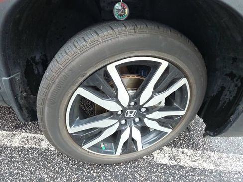 Used 2021 Honda Pilot Elite image 4