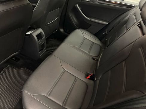 Used 2017 Volkswagen Jetta SEL FWD image 11