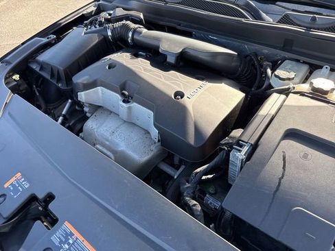 Used 2015 Chevrolet Impala LT w/ Convenience Package image 28