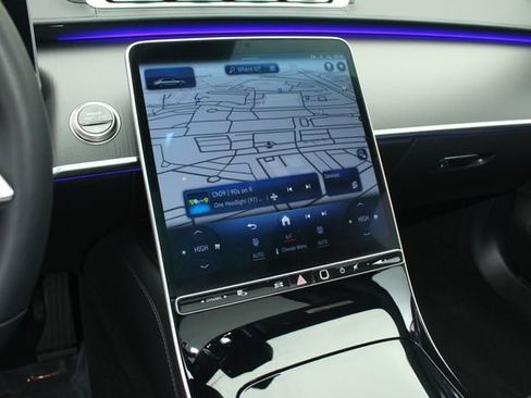 Used 2025 Mercedes-Benz S 580 4MATIC Sedan image 17