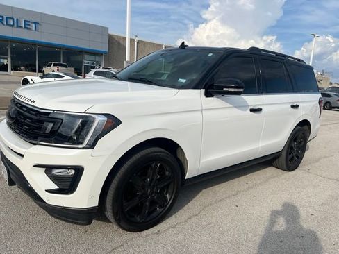 Used 2021 Ford Expedition Limited RWD image 2