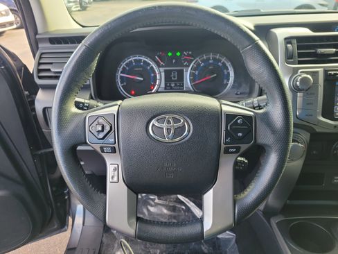 Used 2018 Toyota 4Runner SR5 image 21