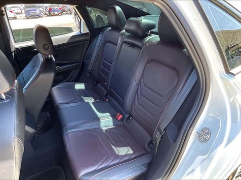 Used 2024 Volkswagen Jetta GLI Autobahn image 21