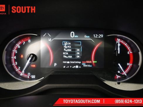 Used 2023 Toyota RAV4 XLE w/ Convenience Package AWD/4WD image 12