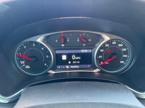 Used 2019 Chevrolet Equinox Premier FWD image 27