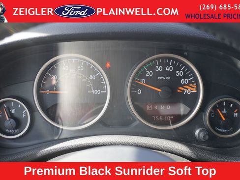 Used 2016 Jeep Wrangler Unlimited Sahara image 24