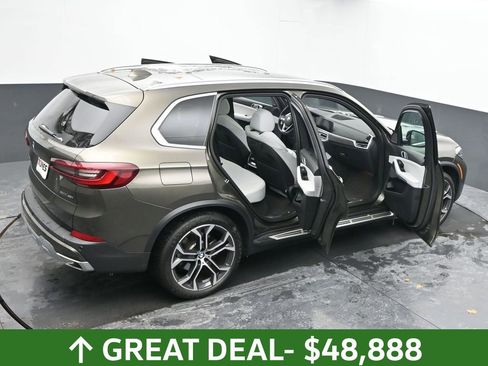 Used 2023 BMW X5 xDrive40i w/ Premium Package image 65