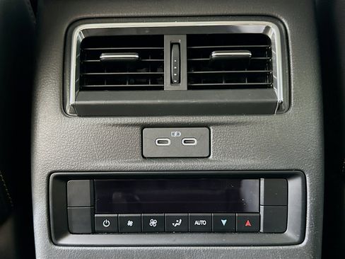 Used 2024 MAZDA CX-90 Plug-In Hybrid w/ Preferred AWD/4WD image 27