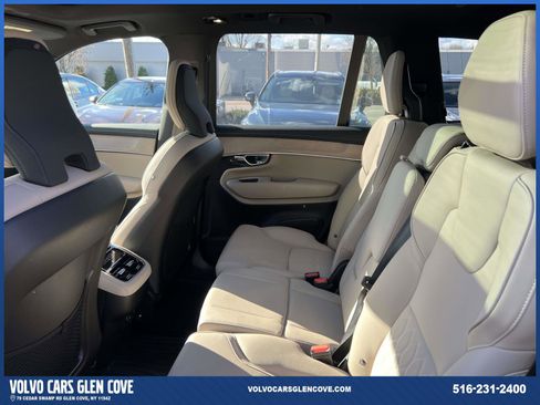 Used 2026 Volvo XC90 B6 Plus w/ Protection Package Premier image 9