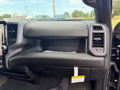 New 2026 RAM 2500 Warlock AWD/4WD image 31