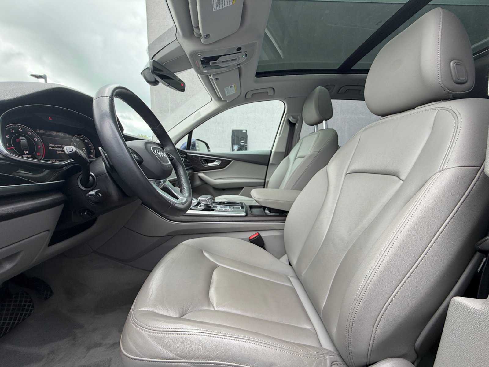 Used 2021 Audi Q7 3.0T Premium Plus w/ Premium Plus Package AWD/4WD image 5