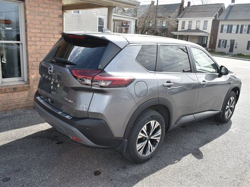 Used 2023 Nissan Rogue SV AWD/4WD image 4