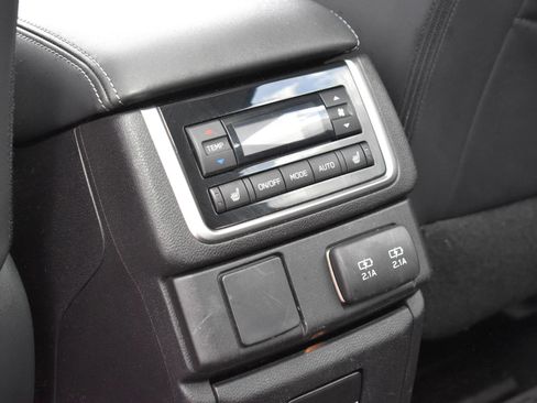 Used 2019 Subaru Ascent Limited AWD/4WD image 47