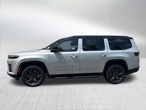 New 2026 Jeep Grand Wagoneer 4WD image 8