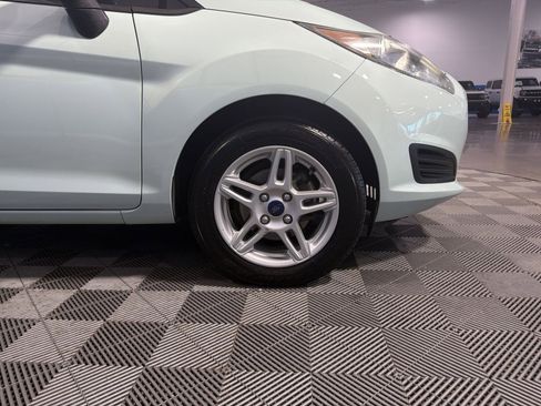 Used 2017 Ford Fiesta SE FWD image 13
