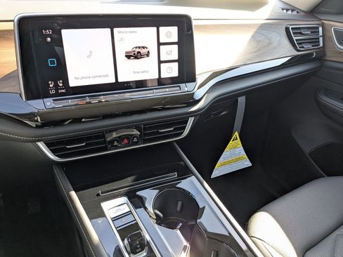 New 2026 Volkswagen Atlas SE image 21