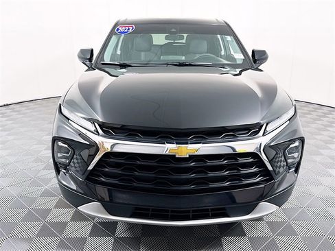 Used 2023 Chevrolet Blazer LT w/ Driver Confidence Package image 2
