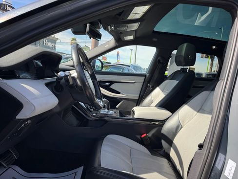 Used 2020 Land Rover Range Rover Evoque First Edition image 9