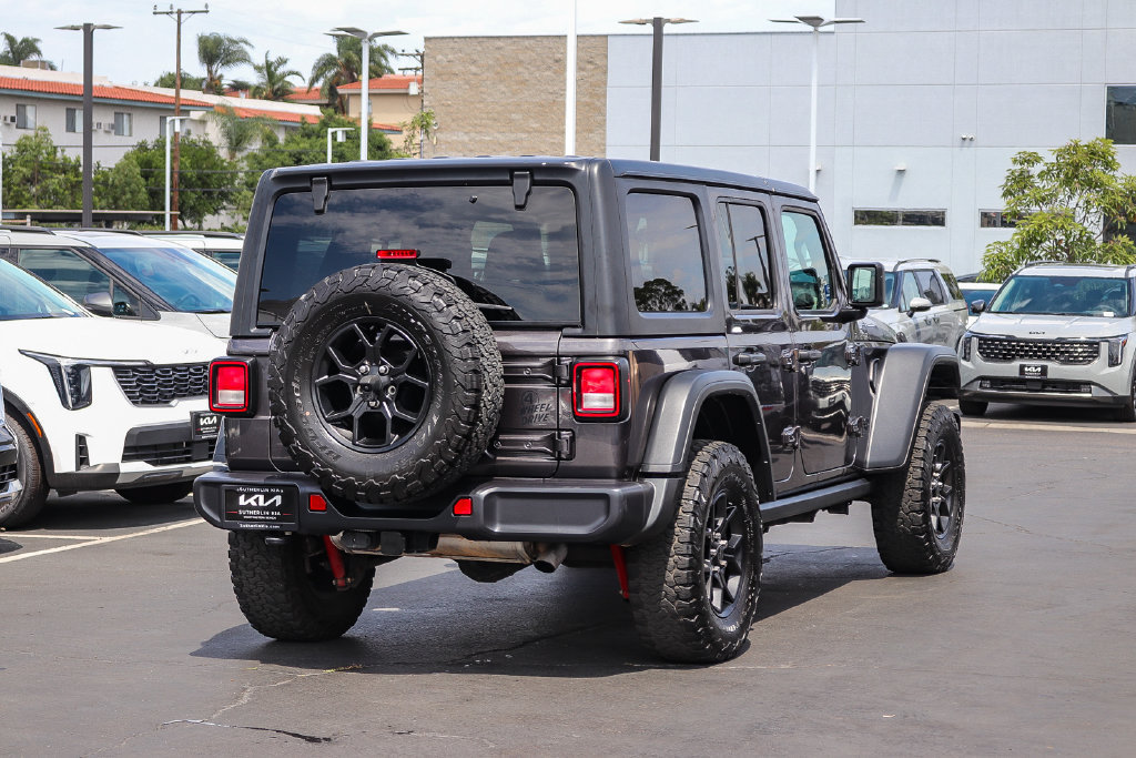 Used 2024 Jeep Wrangler Unlimited Sport AWD/4WD image 4