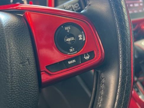 Used 2017 Honda CR-V Touring image 18