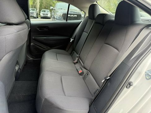 Used 2026 Toyota Corolla LE FWD image 7