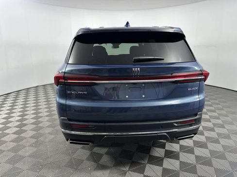 Used 2025 Buick Enclave Preferred image 32