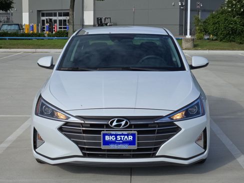Used 2020 Hyundai Elantra SE w/ Cargo Package (C1) FWD image 9