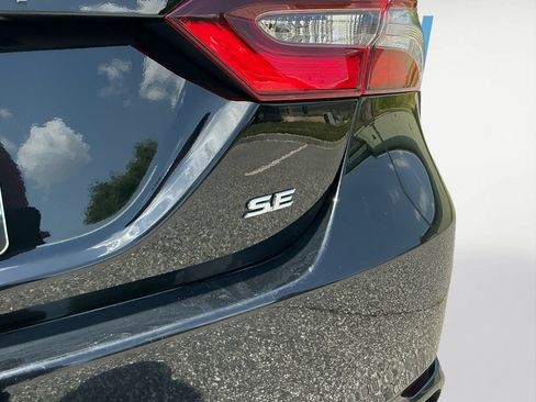 Used 2024 Toyota Camry SE FWD image 19