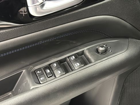 New 2026 Jeep Compass Latitude AWD/4WD image 20