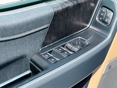 Used 2022 Ford F150 Lariat image 17