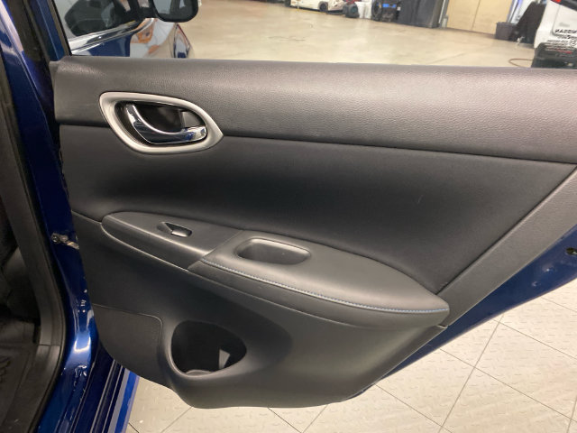 Used 2017 Nissan Sentra SR w/ Driver's Assist Package FWD image 28