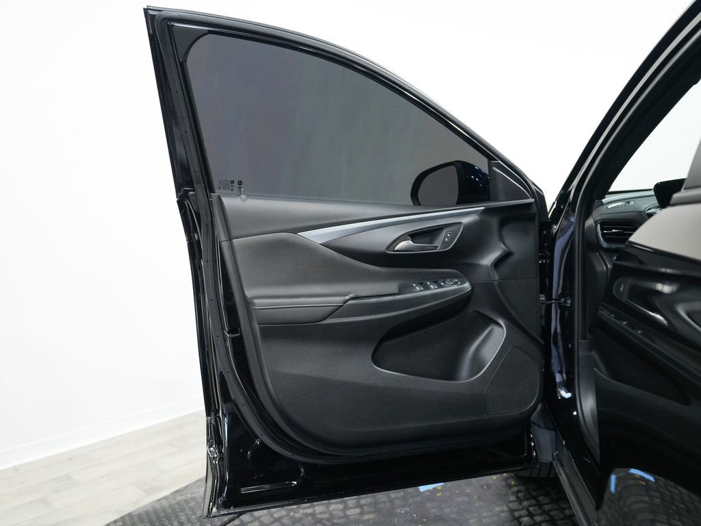 Used 2025 Buick Envista Preferred w/ Convenience I Package FWD image 10