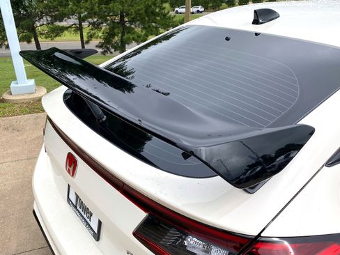 Used 2023 Honda Civic Type R image 10