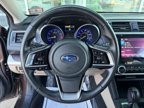Used 2019 Subaru Outback 2.5i Limited w/ Popular Package #2 image 31
