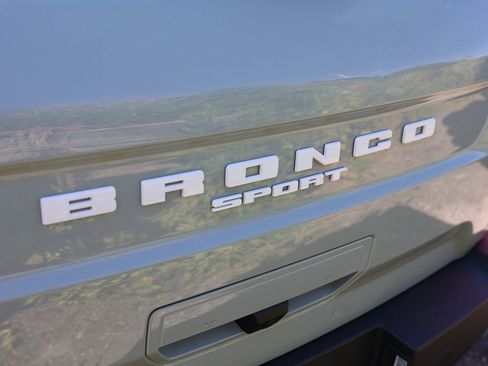 Certified 2024 Ford Bronco Sport Heritage w/ Heritage Convenience Package AWD/4WD image 7