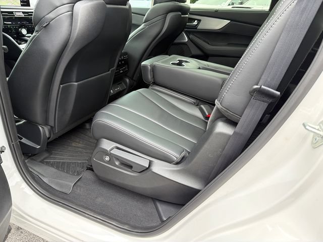 Used 2025 Acura MDX w/ Technology Package FWD image 21