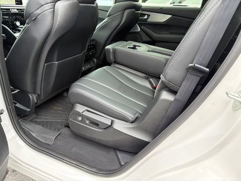Used 2025 Acura MDX FWD w/ Technology Package image 21