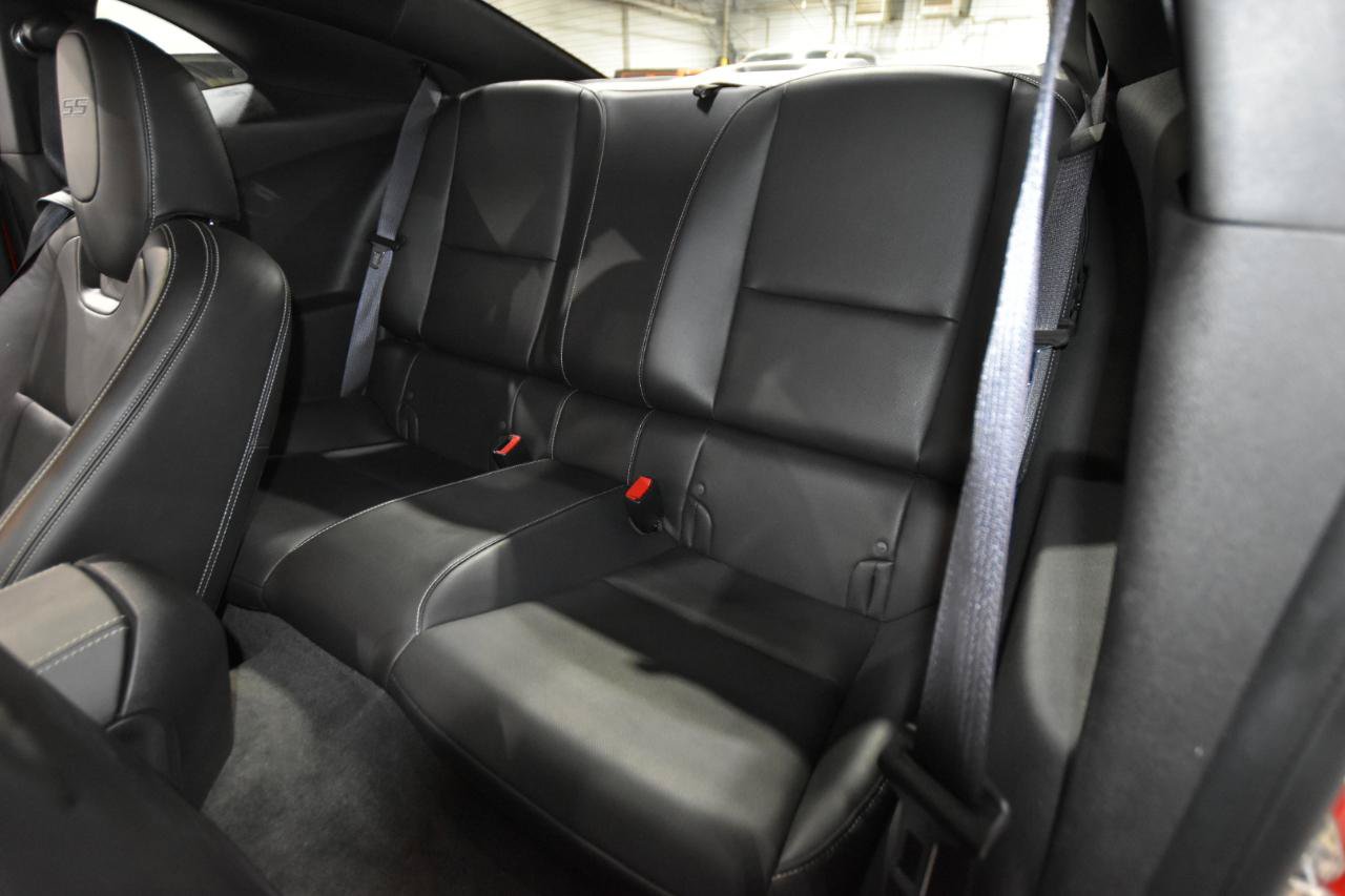 Used 2010 Chevrolet Camaro SS w/ RS Package RWD image 29