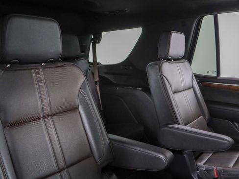 Used 2025 Chevrolet Tahoe High Country w/ Sun And Tow Package image 33