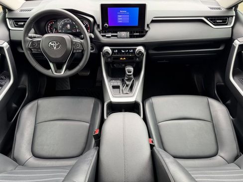 Used 2023 Toyota RAV4 XLE Premium FWD image 13